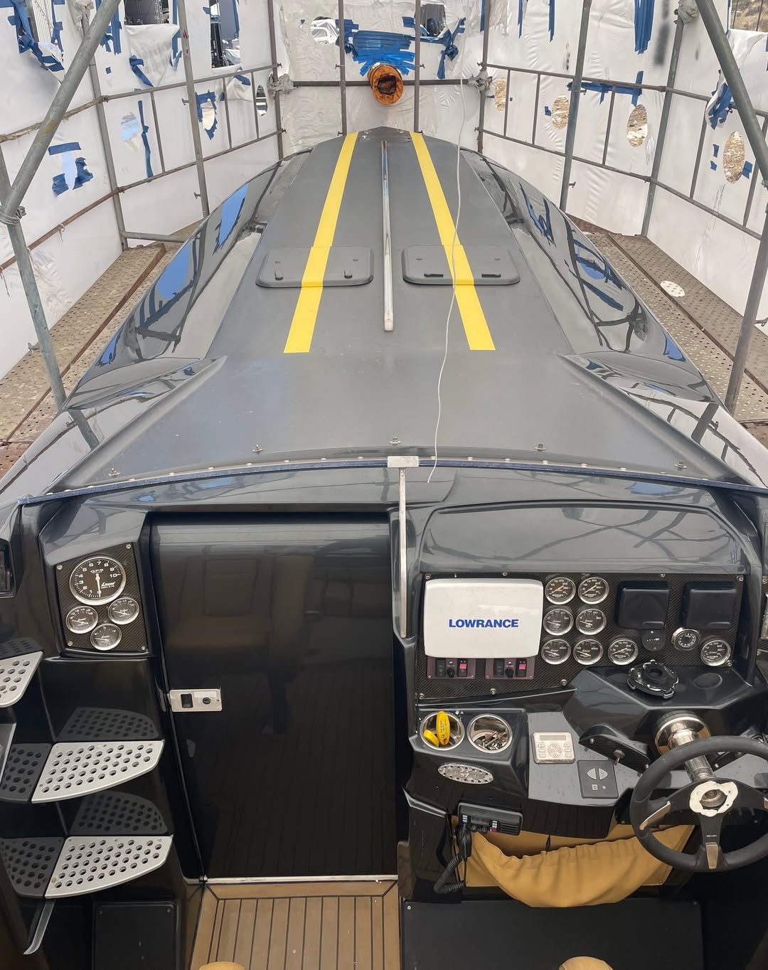 Nor-Tech 39
Super Vee cockpit image