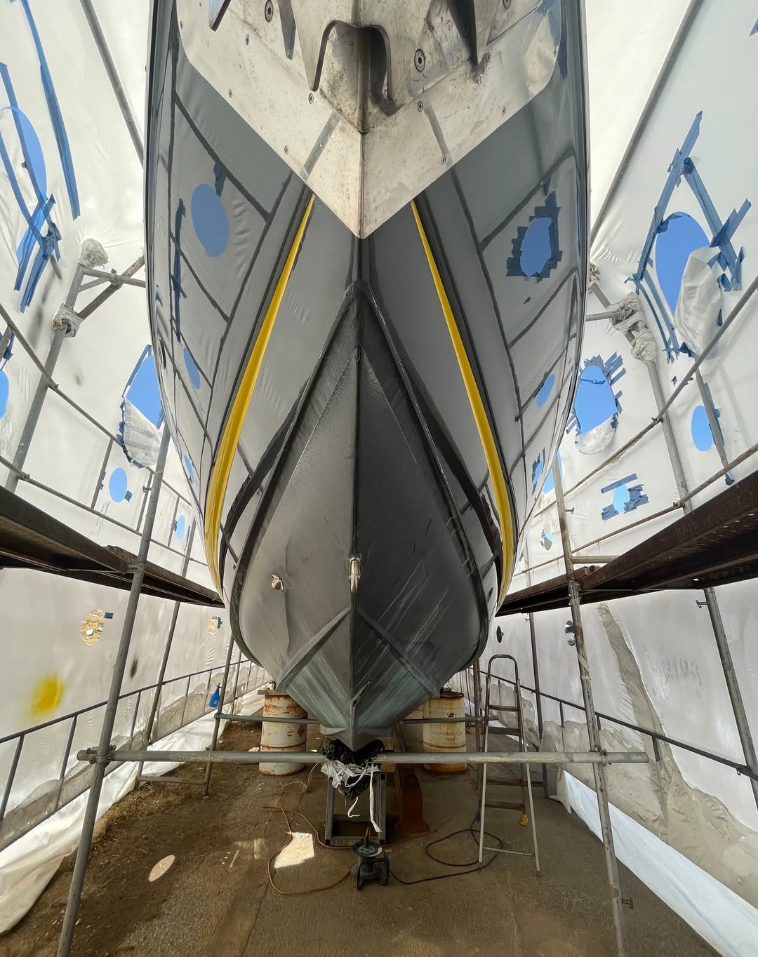 Nor-Tech 39
Super Vee hull painting image