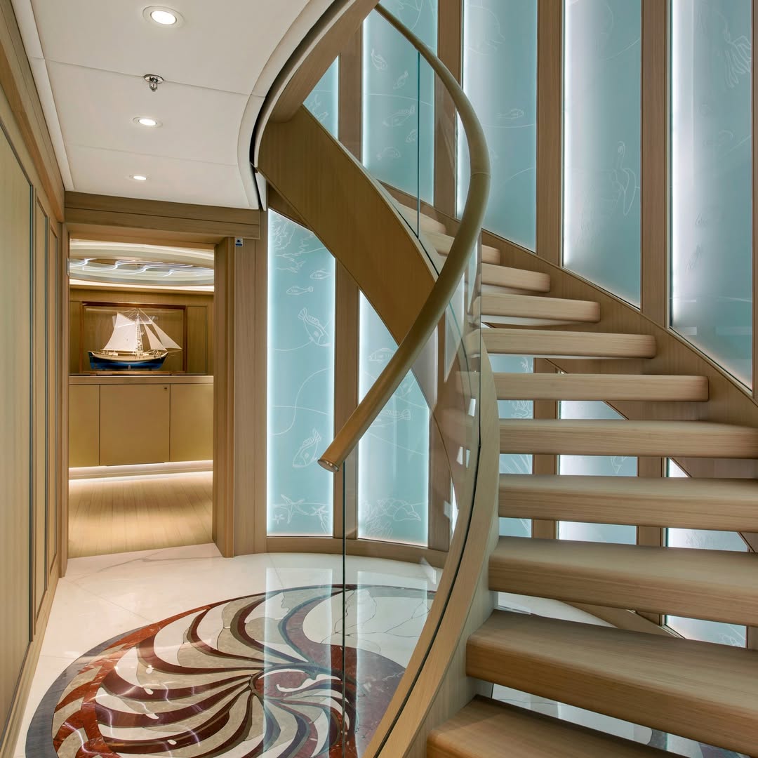 scluptural staircase touch up image