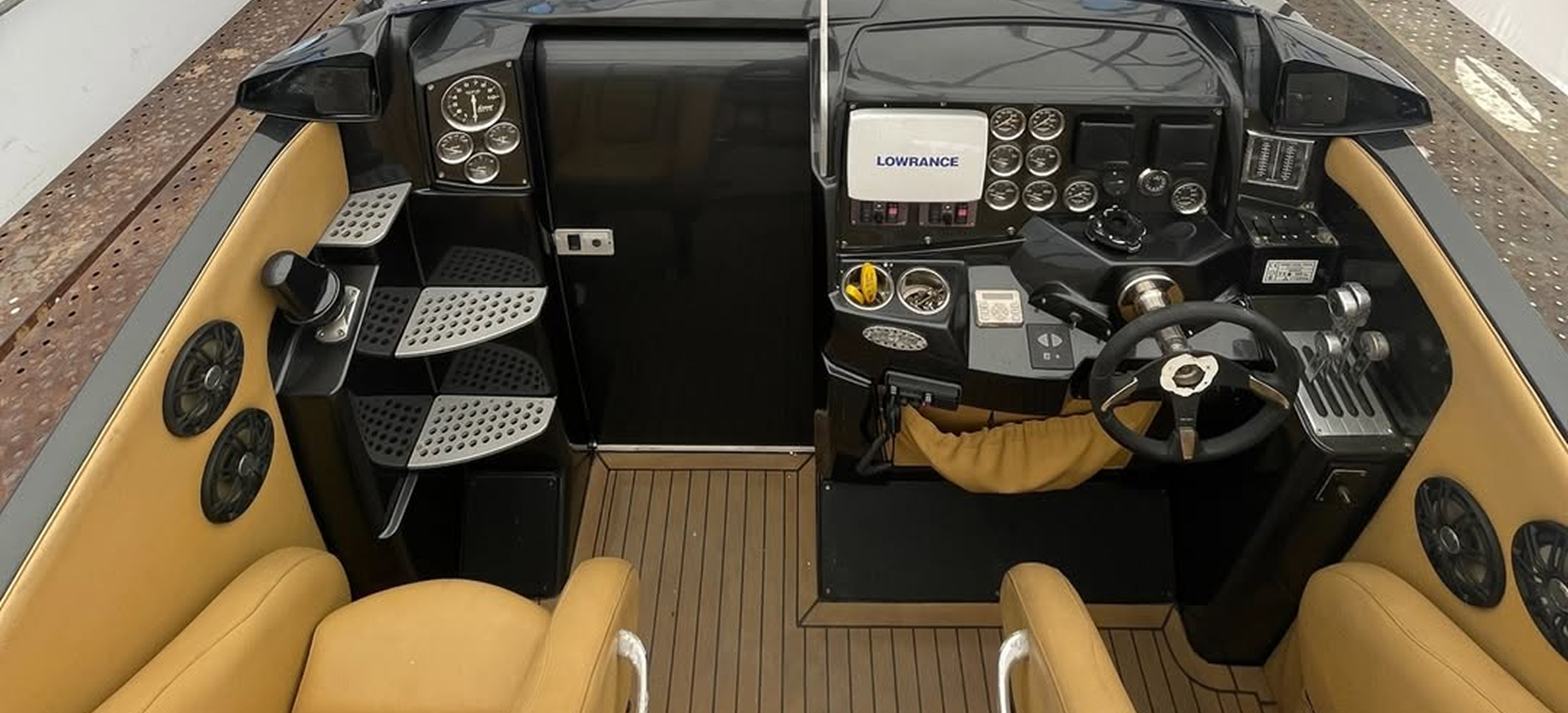 interior Nor-Tech 39
Super Vee image